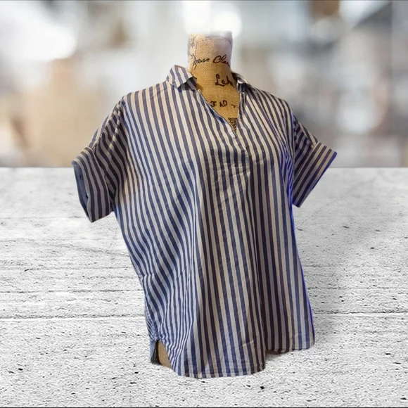Madewell size S strightly cropped blue and white striped top - Picture 2 of 10